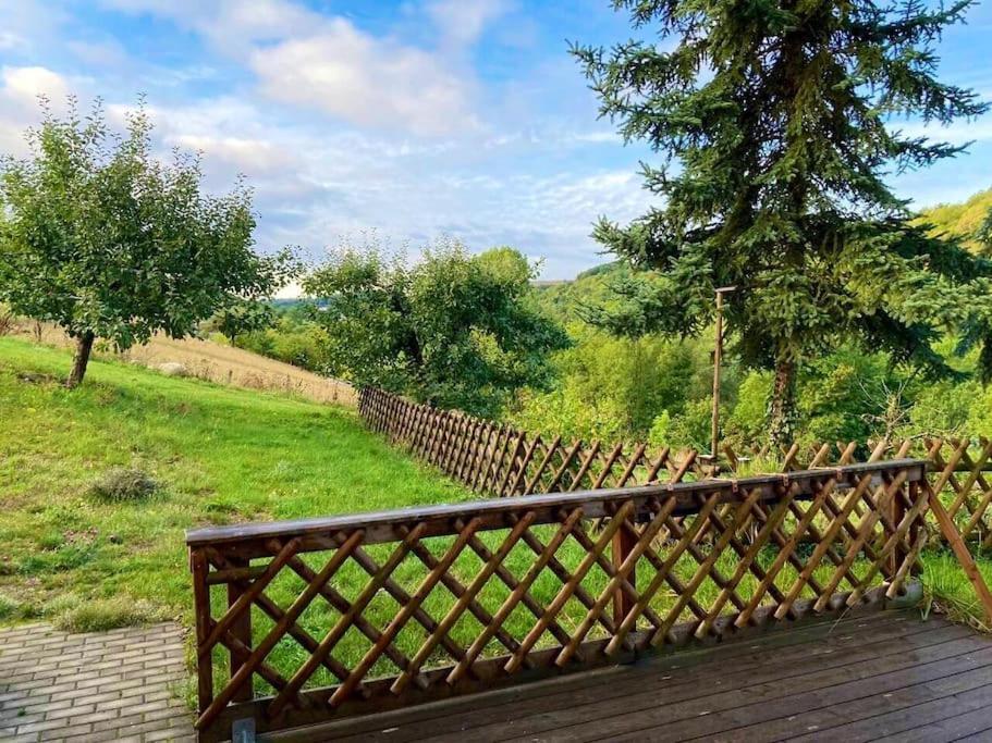 Ferienwohnung Niederstetten Экстерьер фото